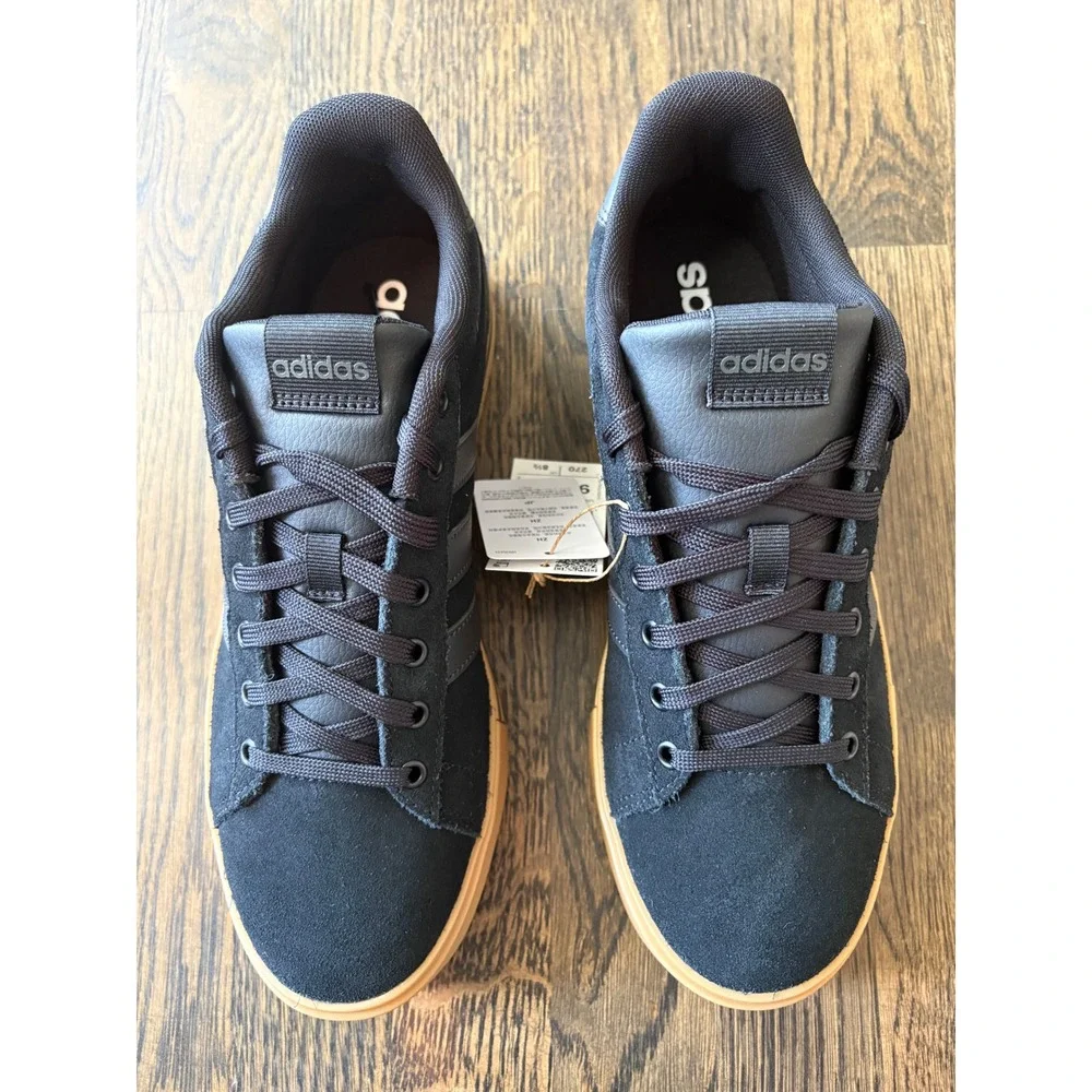 Adidas Daily 4.0 Mens 9 Womens 10 Core Black Carbon Gum JH6930 Sneakers